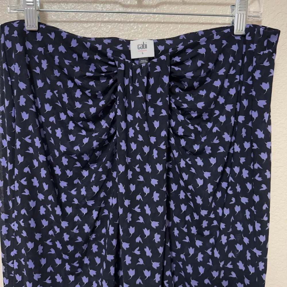 CAbi Island Navy Skirt‎ Sz L Patterned Skirt